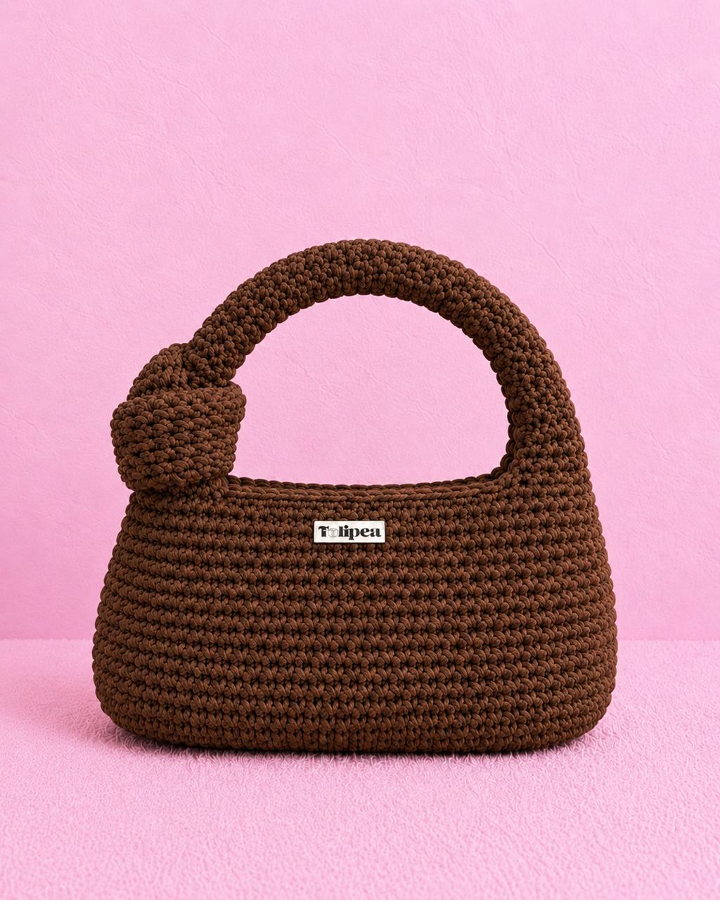 Estella Knot