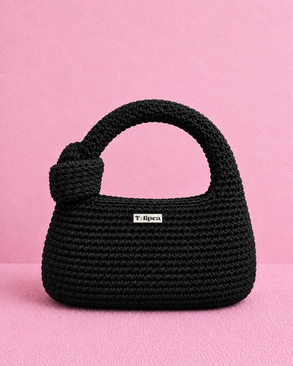 Estella Knot